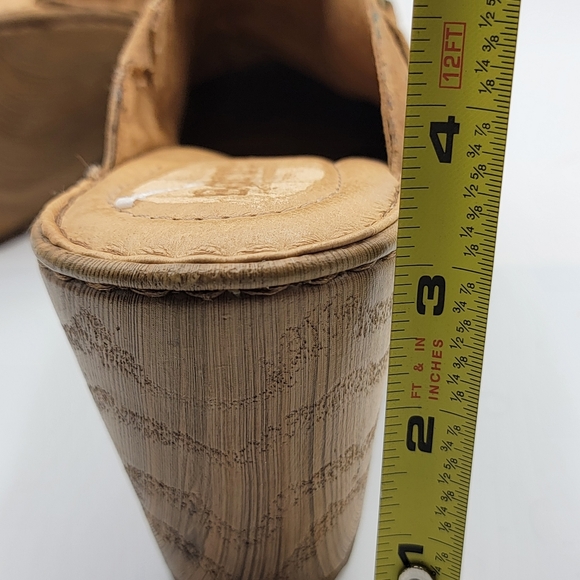 Born Women's Nola Tan Camel Distressed Leather Clogs/Mules Size 10. #1320 - Picture 8 of 10